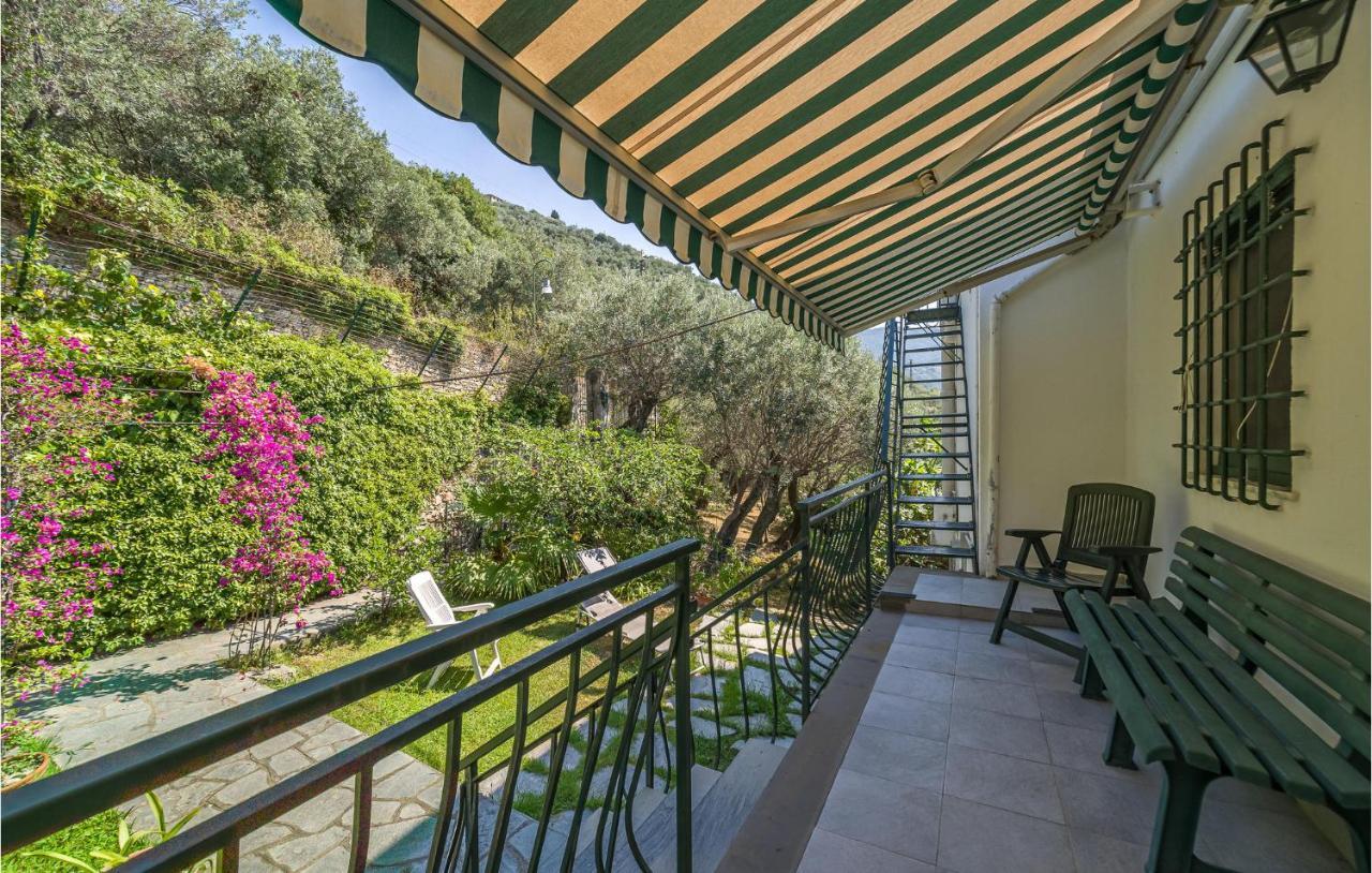 Casa Serena Sori Luaran gambar