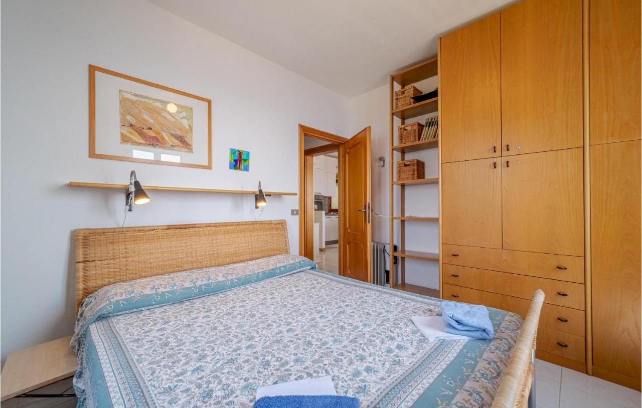 Casa Serena Sori Luaran gambar
