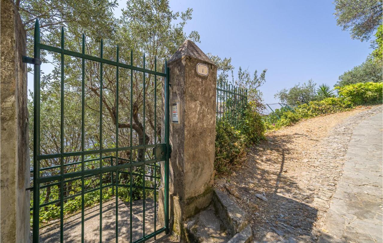 Casa Serena Sori Luaran gambar