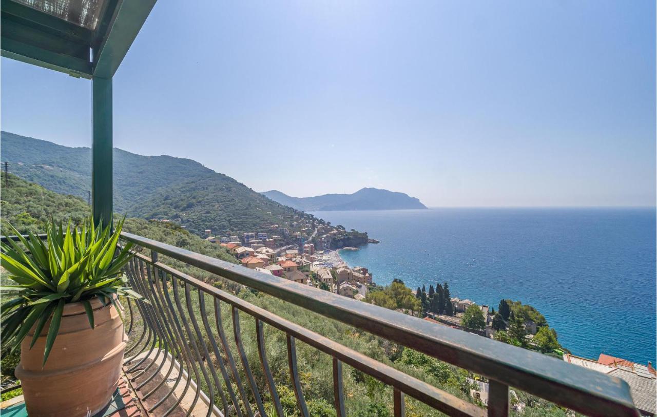 Casa Serena Sori Luaran gambar