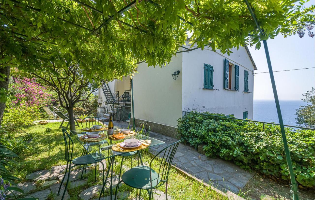 Casa Serena Sori Luaran gambar